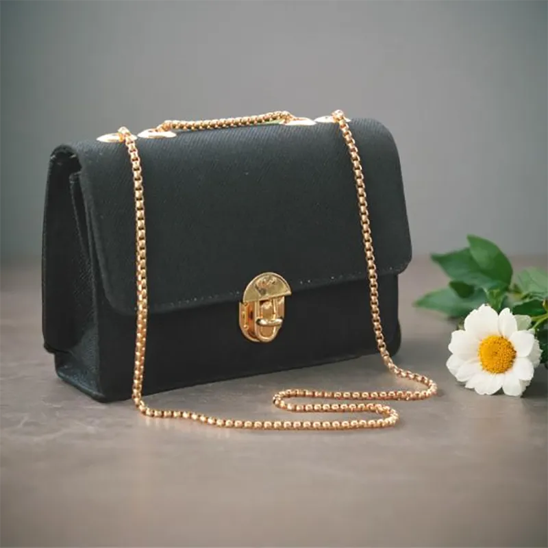 Black Fancy & Stylish Shoulder Bag for women