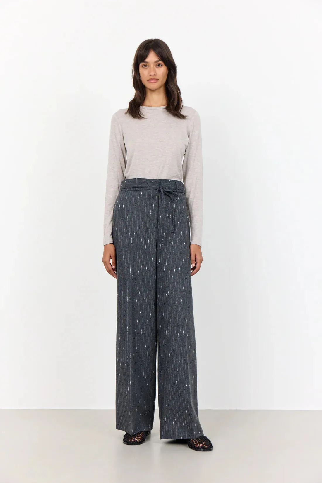 Leveté Jude Dark Grey Pants