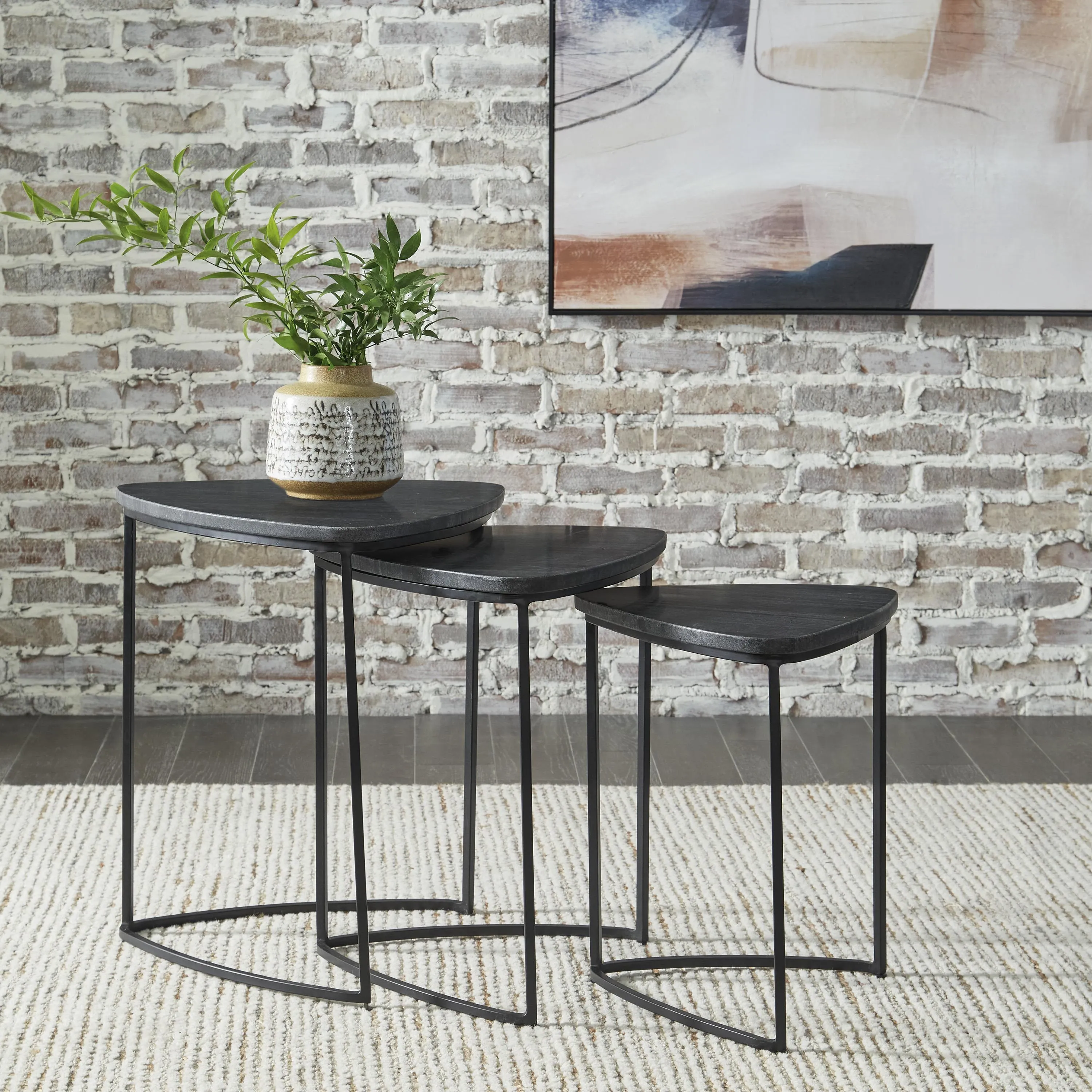 Signature Design by Ashley Olinmere Accent Table A4000539