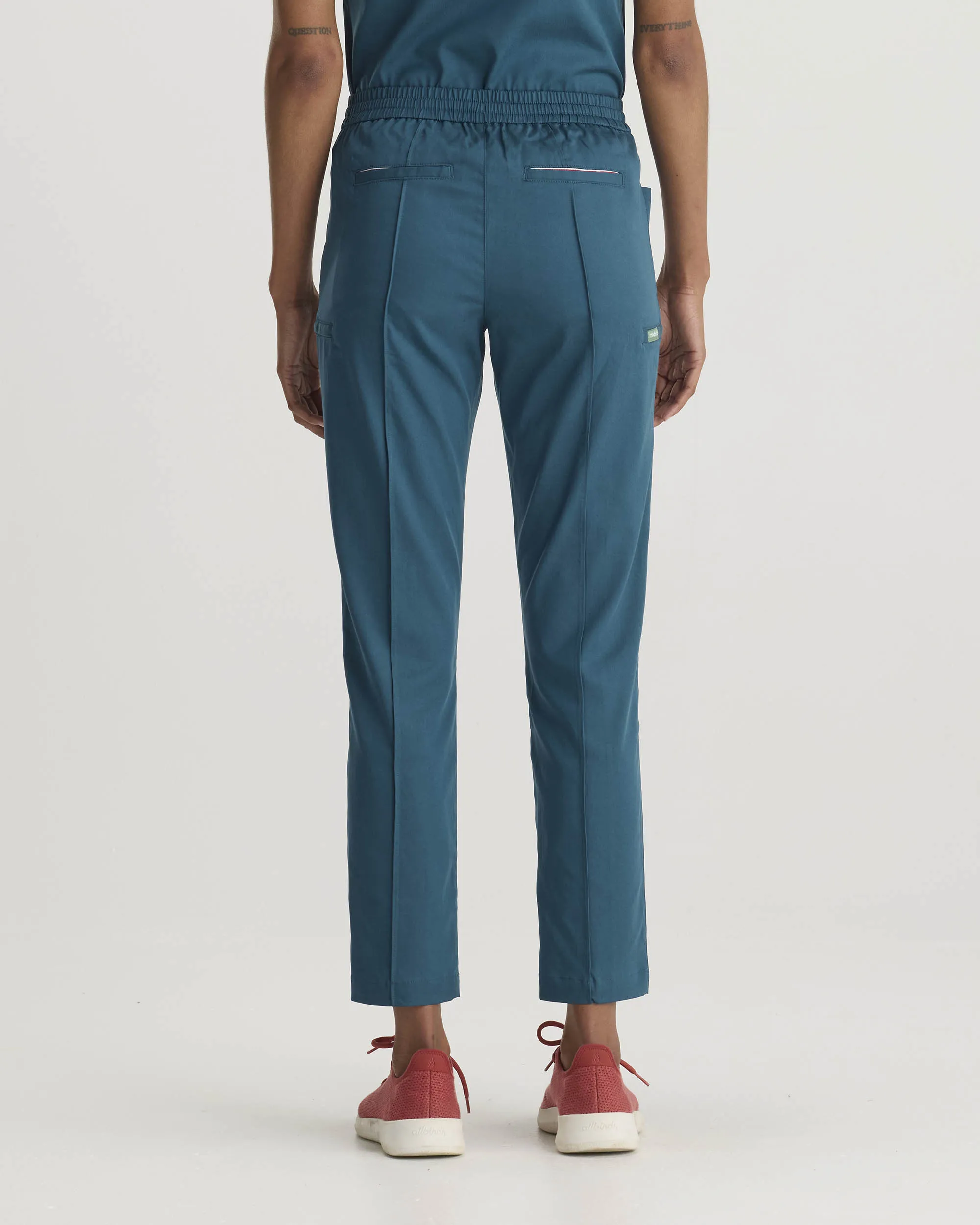 TENCEL™ Sicily‎ ‎ Pintuck Tapered Scrub Pants